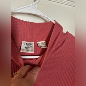 Vintage Barbara Moss short sleeve shirt in salmon ribbed and excellent condition